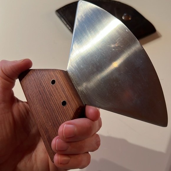 Handmade wooden handled, chopping knife with leather cover - Picture 3 of 3